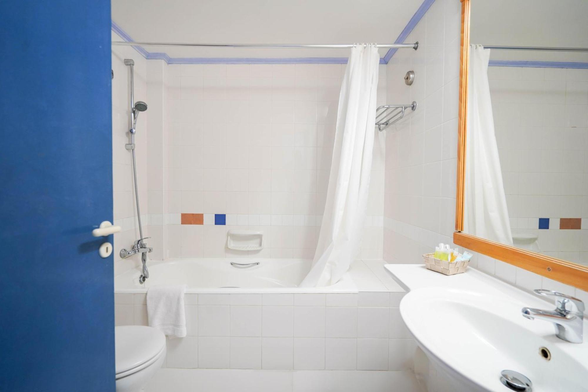 Basilica Aparthotel 3*